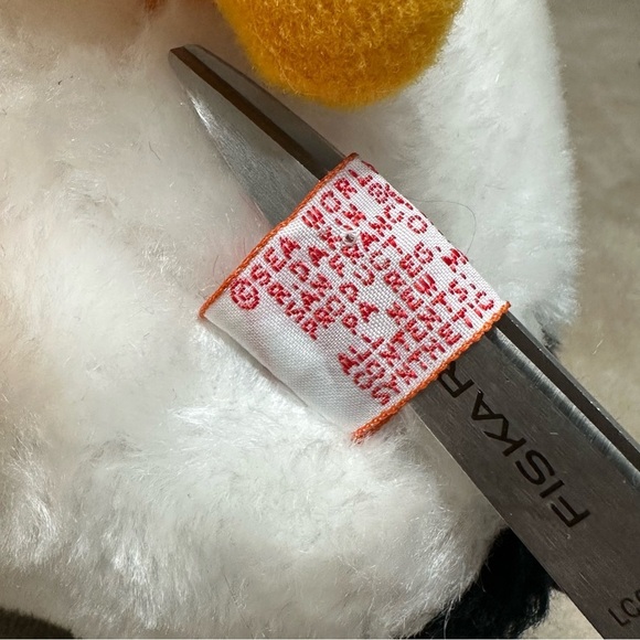 Dakin SeaWorld Penny Penguin Plush Stuffed Animal with Scarf Vintage - Picture 9 of 10